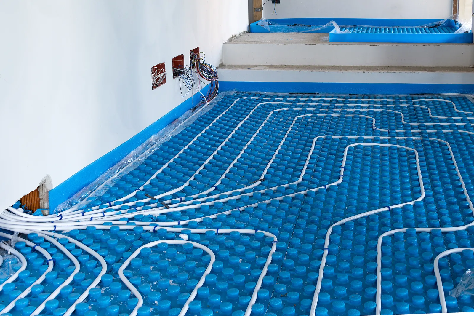 Installation d'un plancher radiant par GL Mécanique du Bâtiment